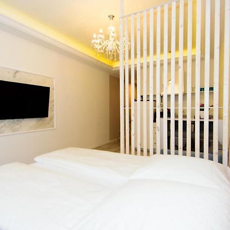 Noble Ferienwohnung In Metzingen-Zentrum Metzingen  Extérieur photo